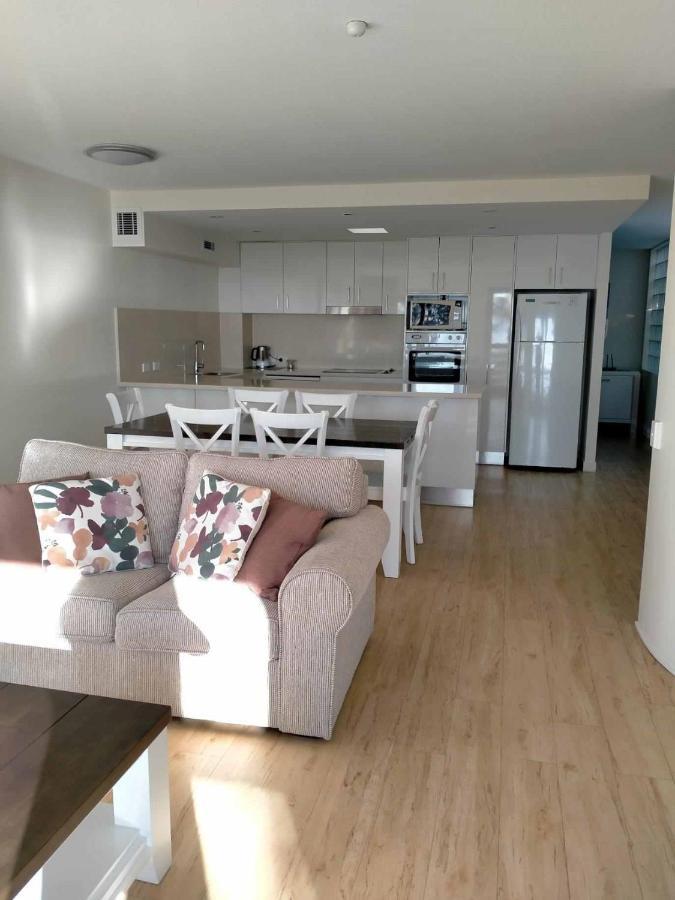 Camargue Beachfront Apartments Maroochydore Exterior foto