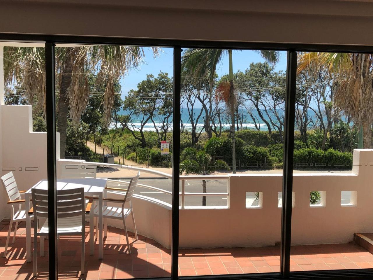 Camargue Beachfront Apartments Maroochydore Exterior foto